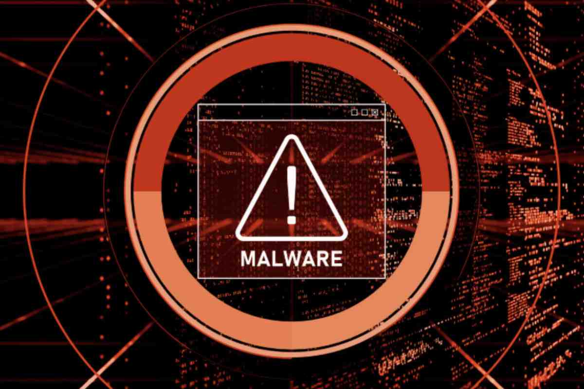 La prevenzione rimane la miglior difesa contro le minacce informatiche. Alcune precauzioni indispensabili includono