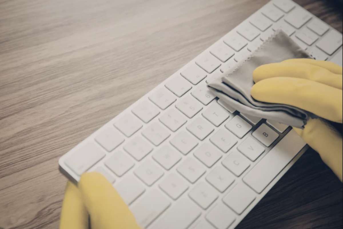 pulizia superficiale giornaliera