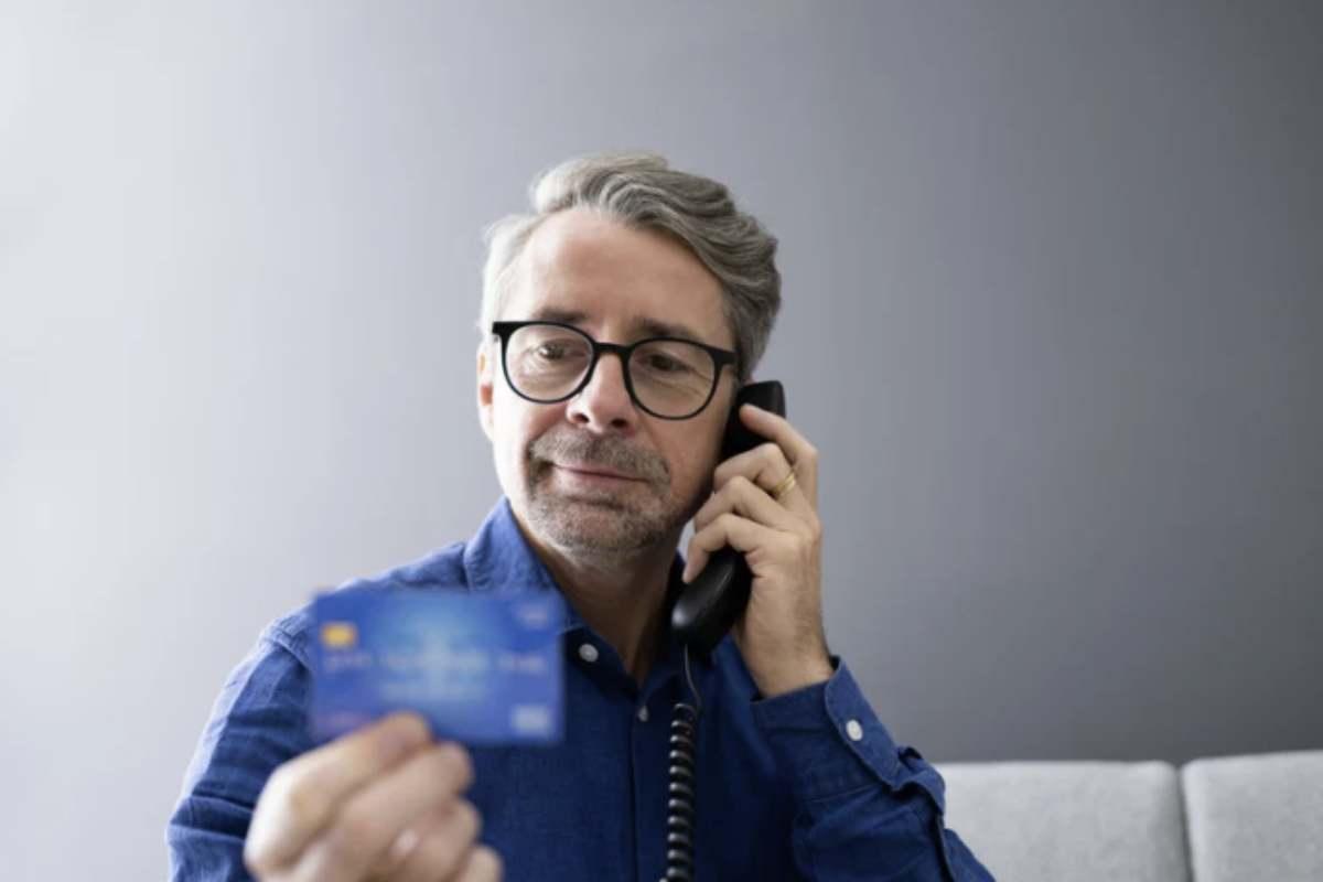 Dal punto di vista giuridico, la truffa è un reato disciplinato dall’articolo 640 del codice penale italiano, che punisce chi induce in errore