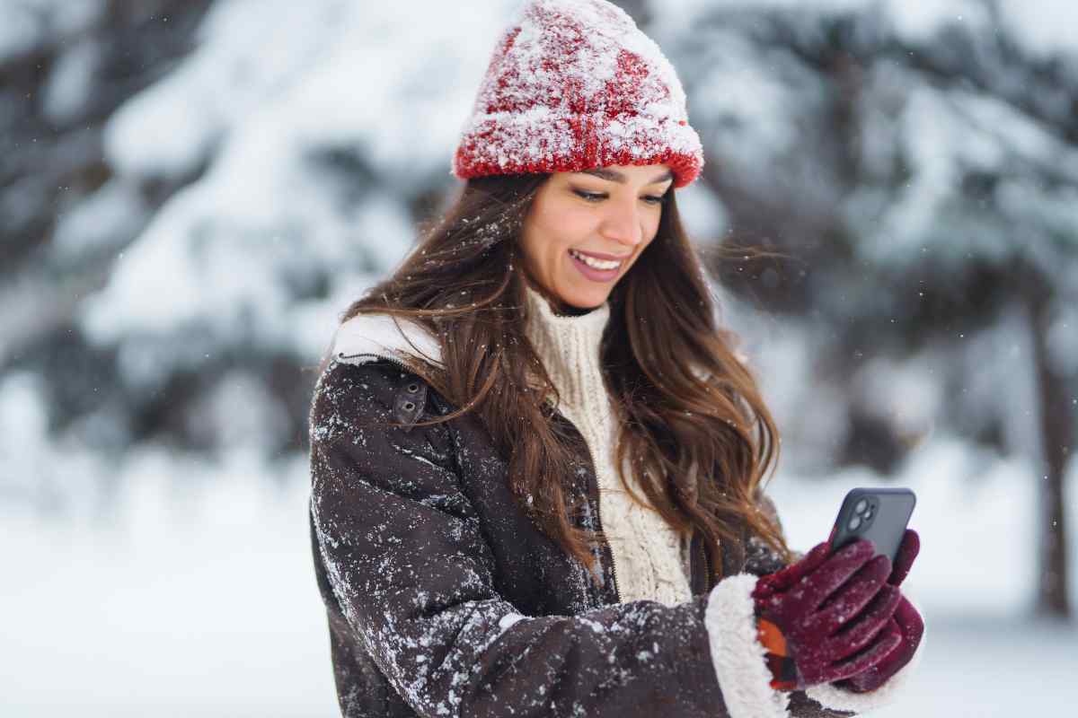 proteggere smartphone dal freddo