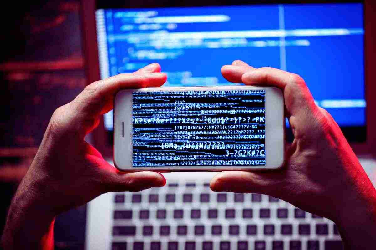 "Virus" sul computer: cosa bisogna fare subito