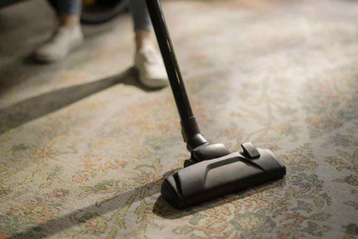 Per chi fosse interessato a soluzioni più specifiche per la ventilazione e l’estrazione dell’aria, esistono sul mercato modelli come KUBO