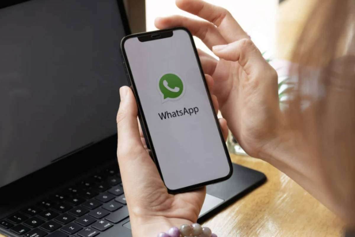 La funzione Lucchetto chat si inserisce in un quadro più ampio di attenzione alla sicurezza che contraddistingue WhatsApp