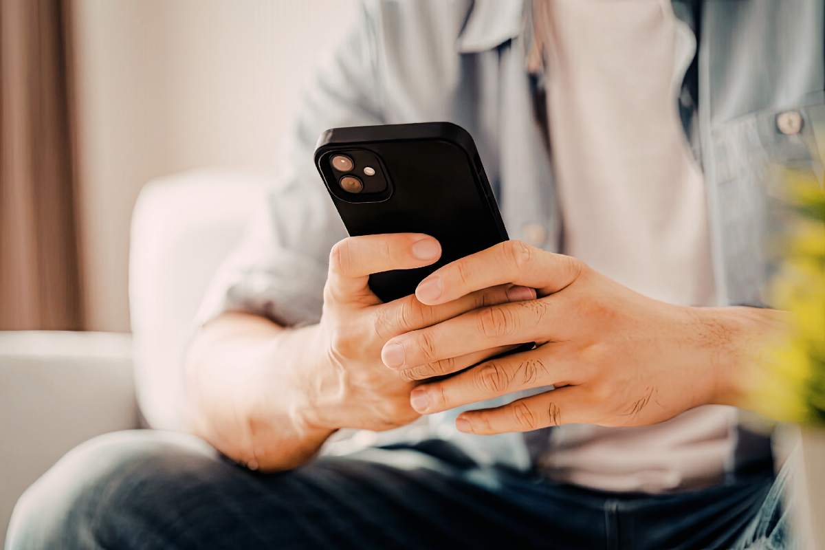 Modalità aereo per 30 minuti al giorno: l’effetto è sorprendente